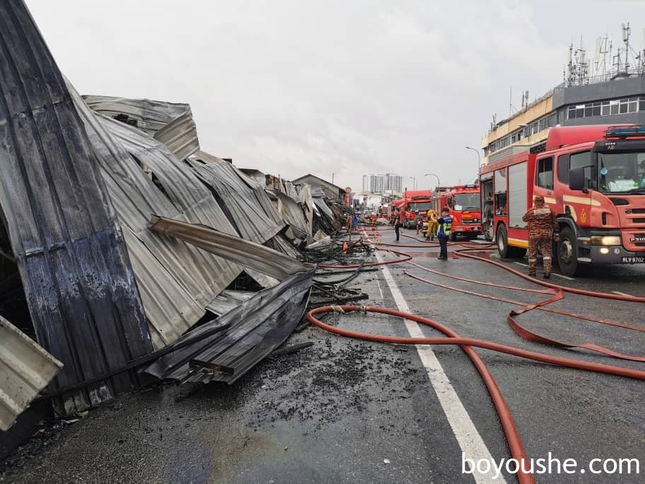 沙登大街大火烧15店　店家甫进年货全烧光损失惨重